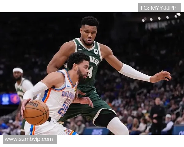 字母哥愤怒撕裂球衣雄鹿惨败后更衣室内冲突升级引发关注