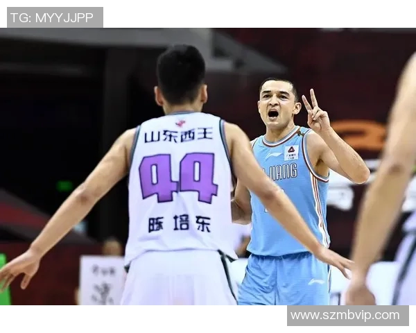 西热力江的篮球之路:从新疆小将到CBA明星的成长历程与奋斗故事 西热力江的篮球之路:从新疆小将到CBA明星的成长历程与奋斗故事