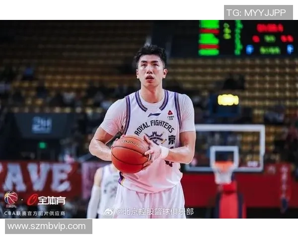 邹雨宸的艺术之旅探索与创新的交织与碰撞 邹雨宸的艺术之旅探索与创新的交织与碰撞