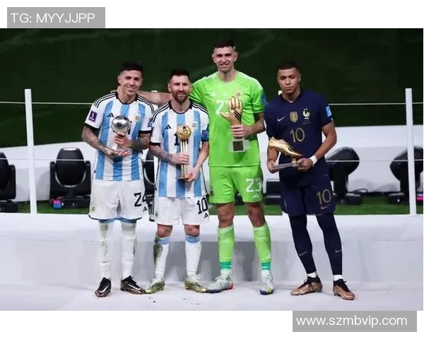 马丁内斯的传奇人生与足球事业的辉煌成就探索 马丁内斯的传奇人生与足球事业的辉煌成就探索