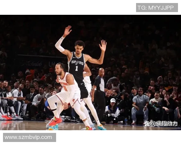 NBA雷霆对阵马刺精彩直播回顾0303全场精彩瞬间分析 NBA雷霆对阵马刺精彩直播回顾0303全场精彩瞬间分析