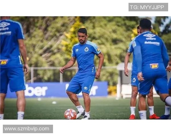 克鲁塞罗与拉腊的精彩对决揭示巴西足球的魅力与激情